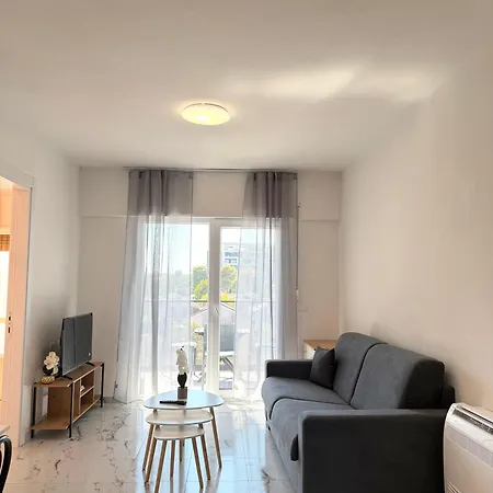 Appartamento Two-bedroom Luxury With Swimming Pool